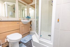 Photo 17- click for photo gallery